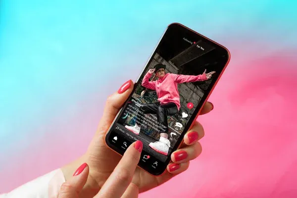 TikTok Faces Possible Sale as Oracle, Silver Lake Emerge as Potential Buyers