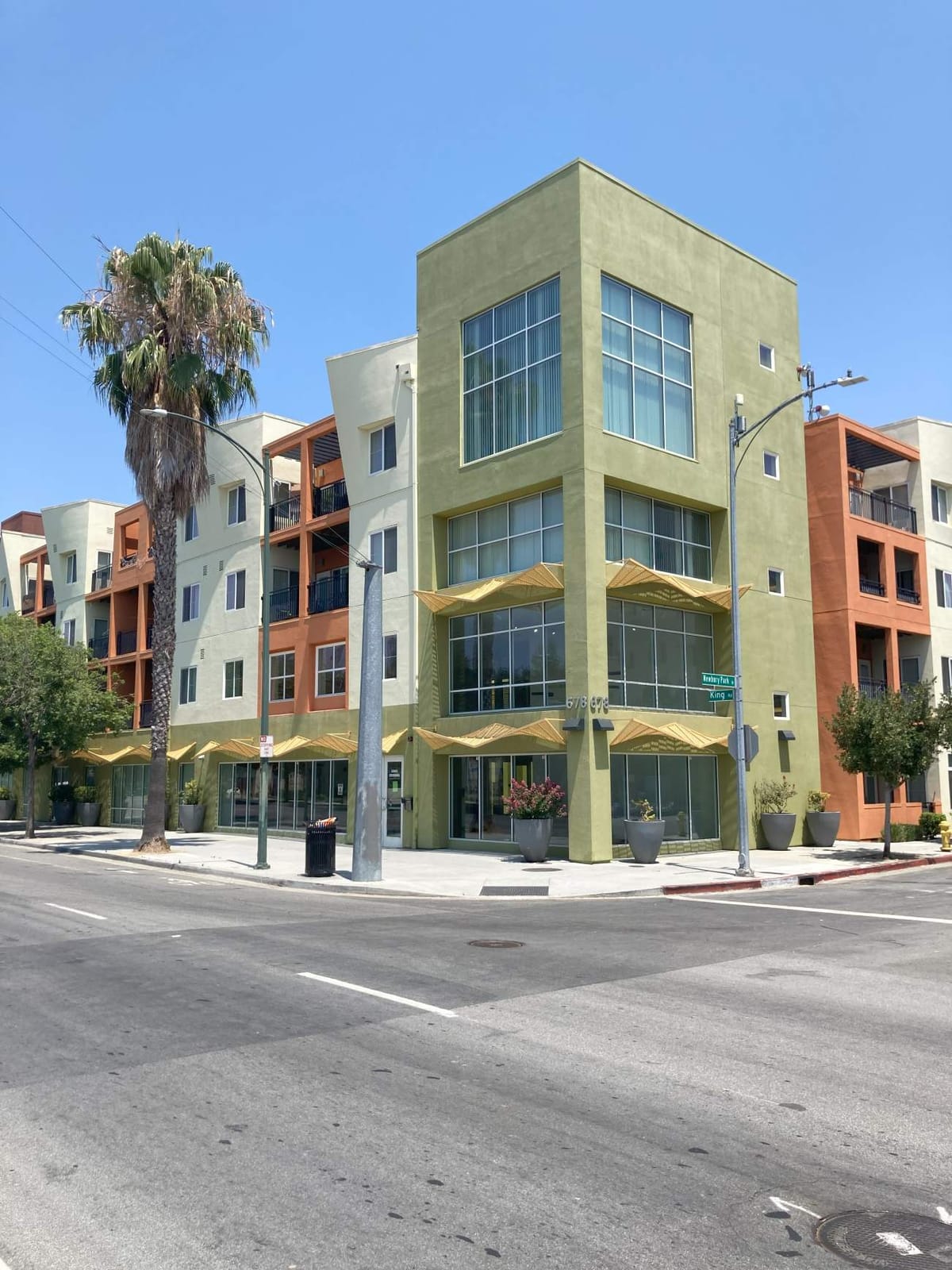 Cơ hội nhà ở giá phải chăng tại San José: Kings Crossing Apartments