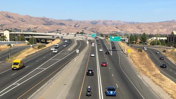 Liệu Làn Nhanh (Express Lanes) Silicon Valley Có Giải Quyết Được Tình Trạng Kẹt Đường Không?