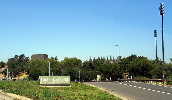 Foothill College tops U.S. community college rankings