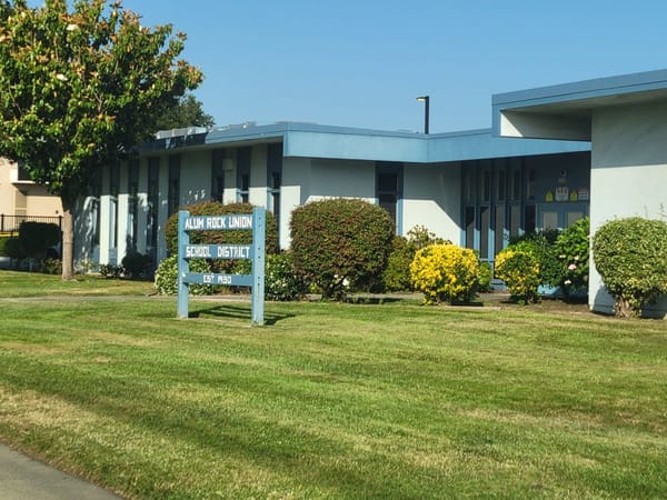 Học Khu Phía Đông San Jose quản lý sai việc thanh toán bảo hiểm y tế