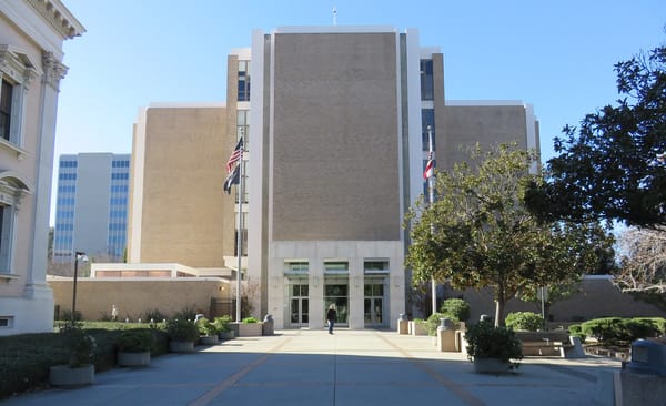 Vietnamese Businesses Sue Vietnam Town HOA Over Alleged Mismanagement and Financial Misconduct