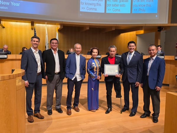 Councilmember Biên Đoàn Presents Proclamation Recognizing February 17 as Vietnamese New Year at San José City Council