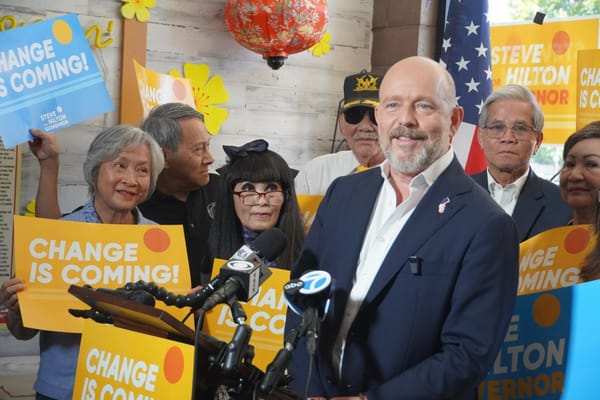 Ứng cử viên Thống đốc California Steve Hilton tiếp xúc cử tri Mỹ gốc Việt tại San Jose